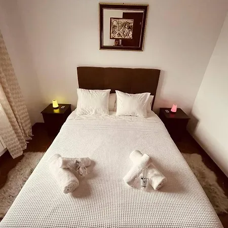 Casa Brian Del Tietar Villa