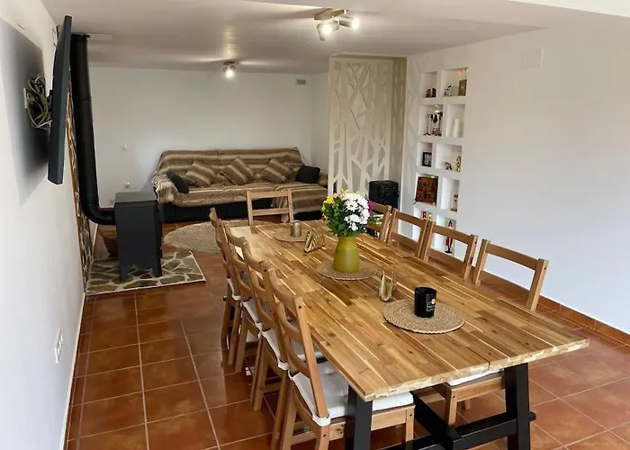 Casa Brian Del Tietar * Sotillo de la Adrada