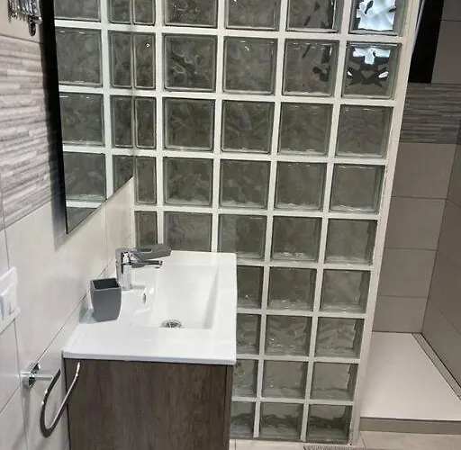 Casa Brian Del Tietar Villa